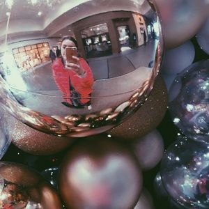 Meet your Posher, Ellie